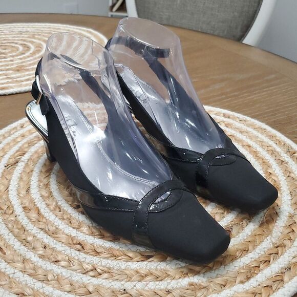 Life Stride “Sweetie”  Black Fabric Heels with Back Sling Sz 7.5M - Picture 1 of 9